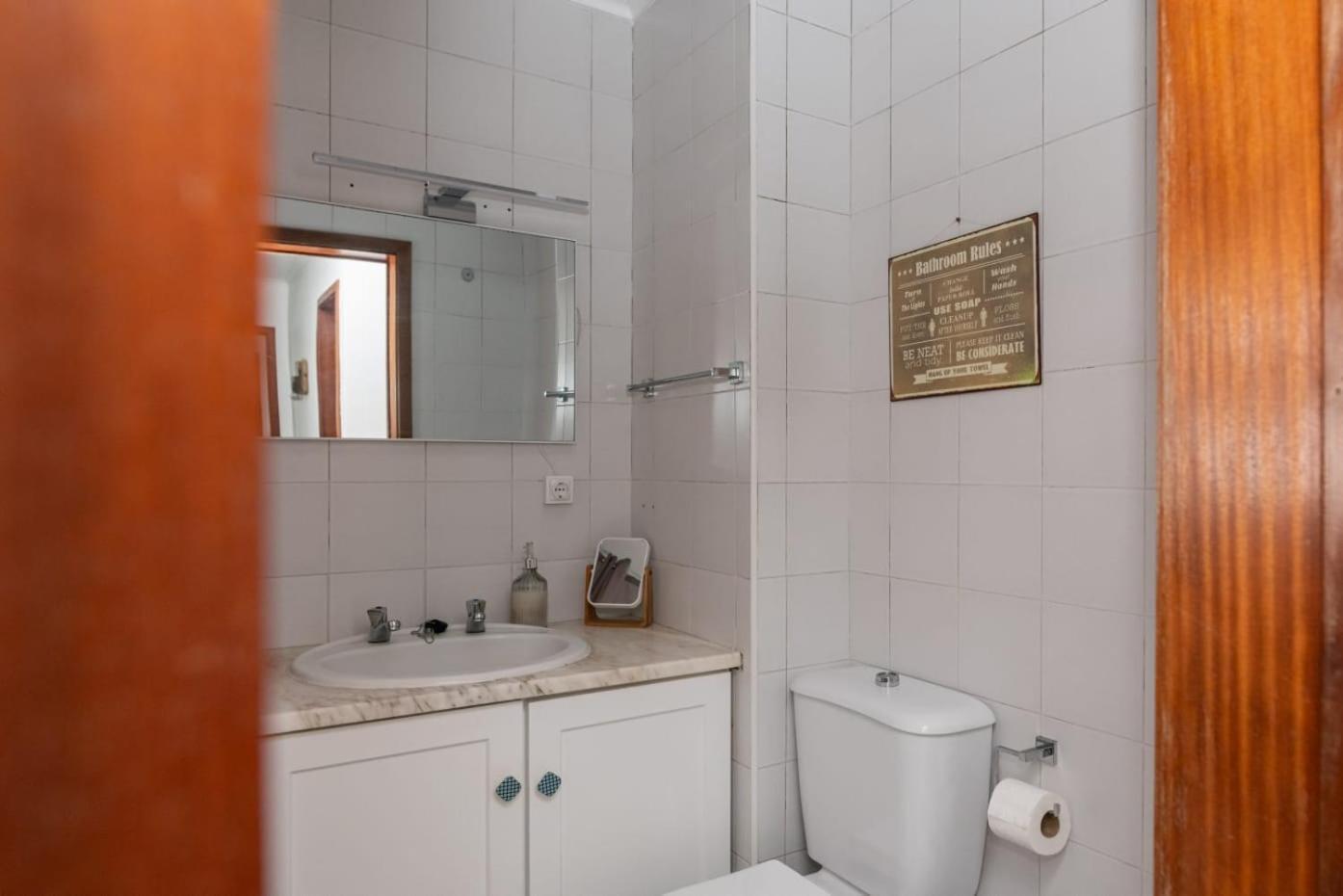 Family Friendly Azorean Apartment Ponta Delgada Exteriör bild