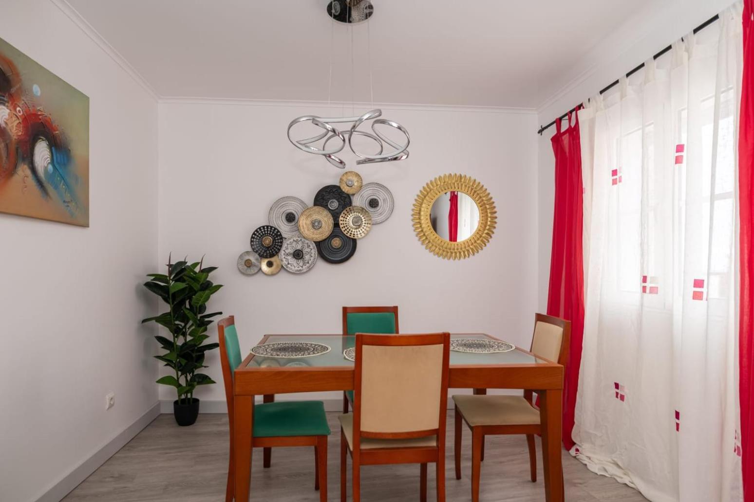 Family Friendly Azorean Apartment Ponta Delgada Exteriör bild